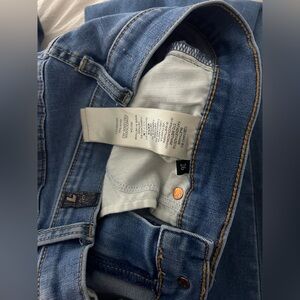 Seven for all man kind, not sure exactly what they are called(SIZE 26) no damage